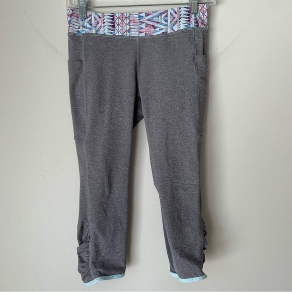 Ivivva By Lululemon for Youth Girls Gray Crop Leggings Size 14 - Picture 1 of 7